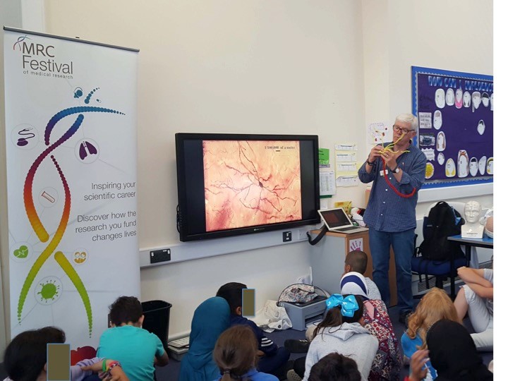 Award-winning ‘public engager’ Paul in action at Larkrise Primary School, June 2018