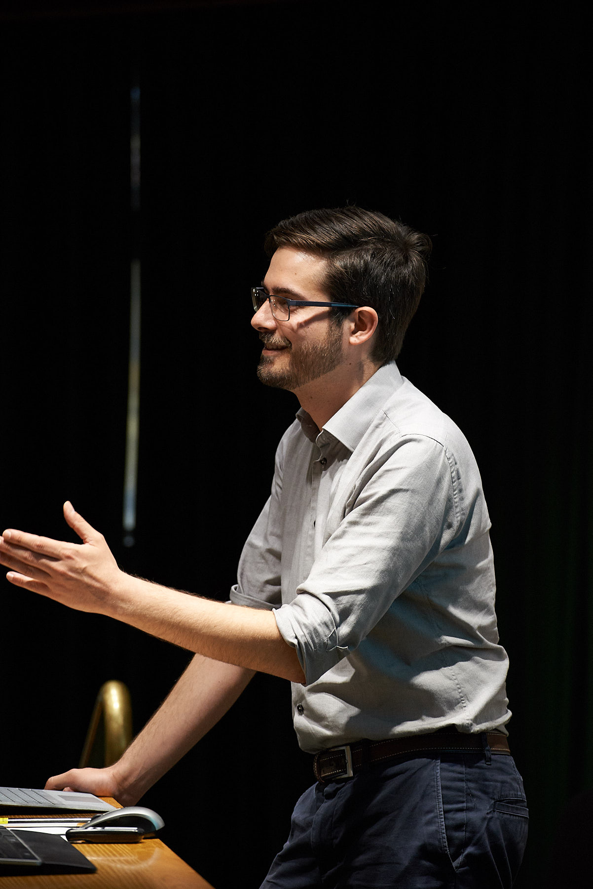 Unit postdoctoral scientist Riccardo Avvisati answers audience questions after presenting his latest research on dopamine neurons.