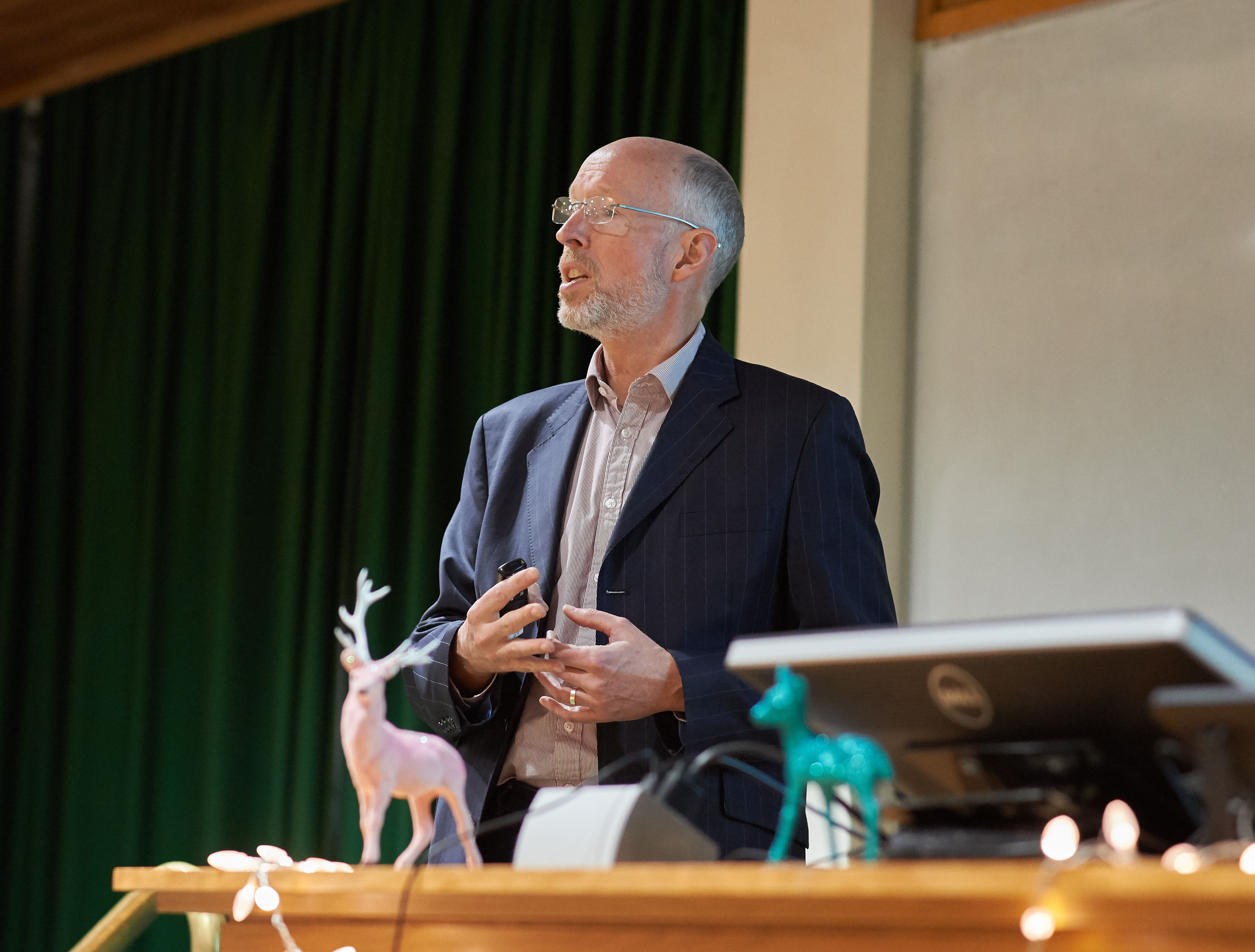 Photo of Prof Mark Richardson