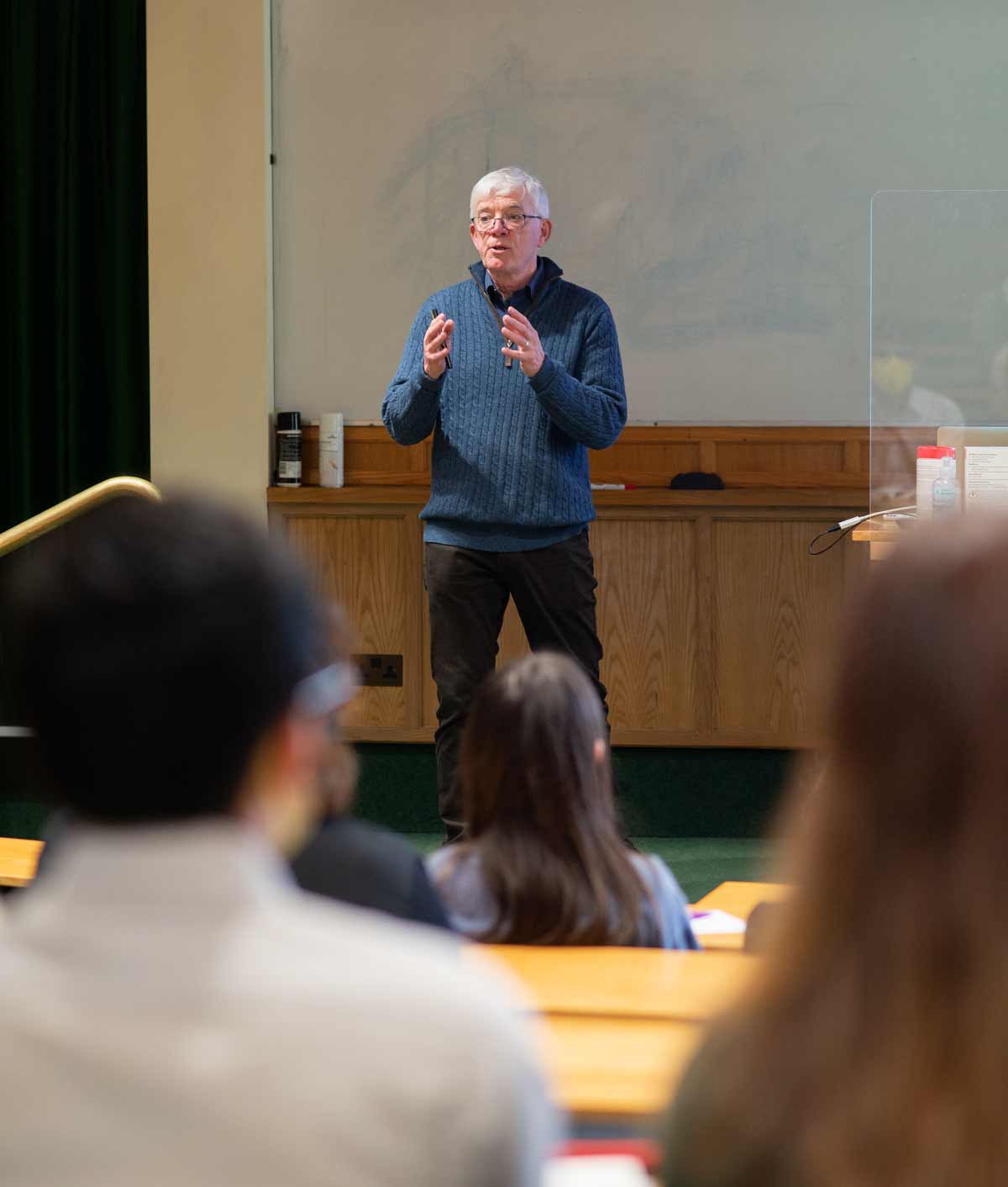 Photo of Paul Bolam, together with school pupils visiting the MRC BNDU.