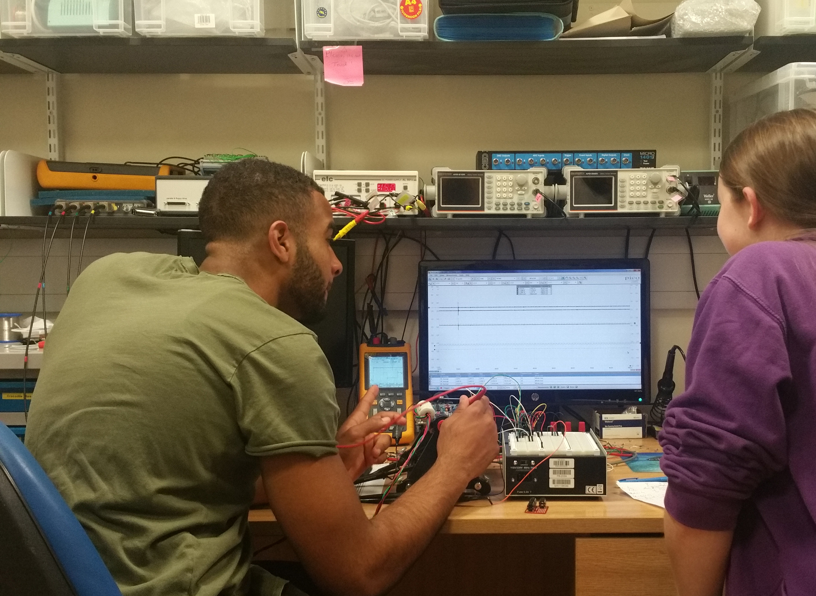 In2scienceUK student Samma tests new algorithms for the control of electrical stimulation devices at the MRC BNDU.