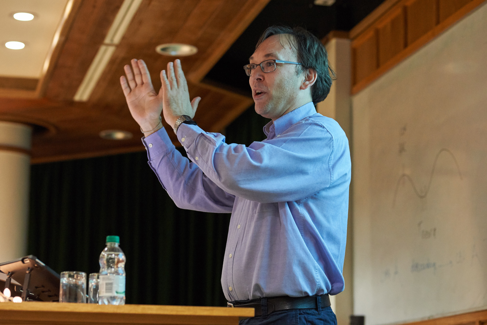 Dr Stephen Eglen from the University of Cambridge gives a Special Lecture on competition and sharing in computational neuroscience.