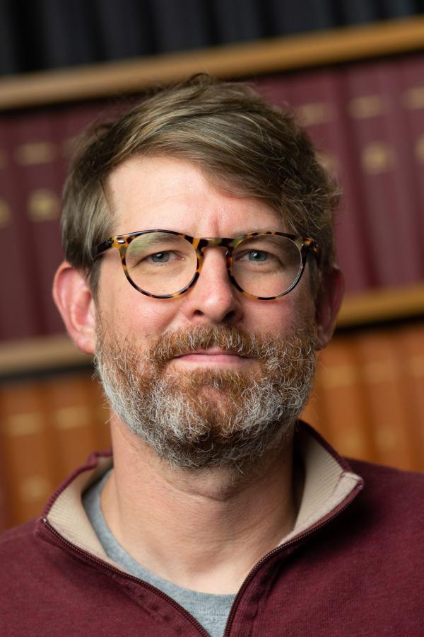 Portrait photo of Prof. Tim Denison