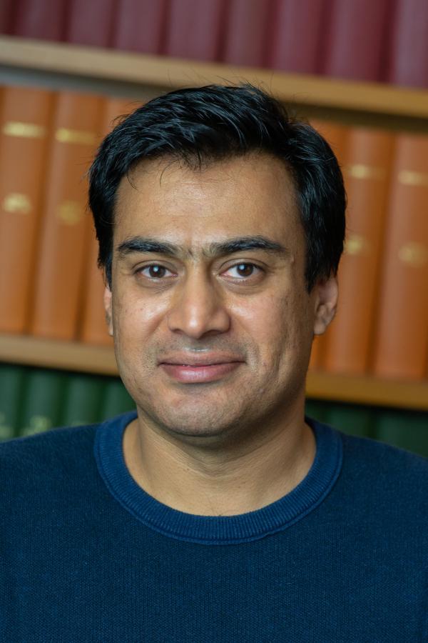 Dr. Fawad Jamshed
