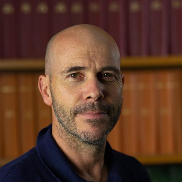 Portrait photo of Ben Edwards