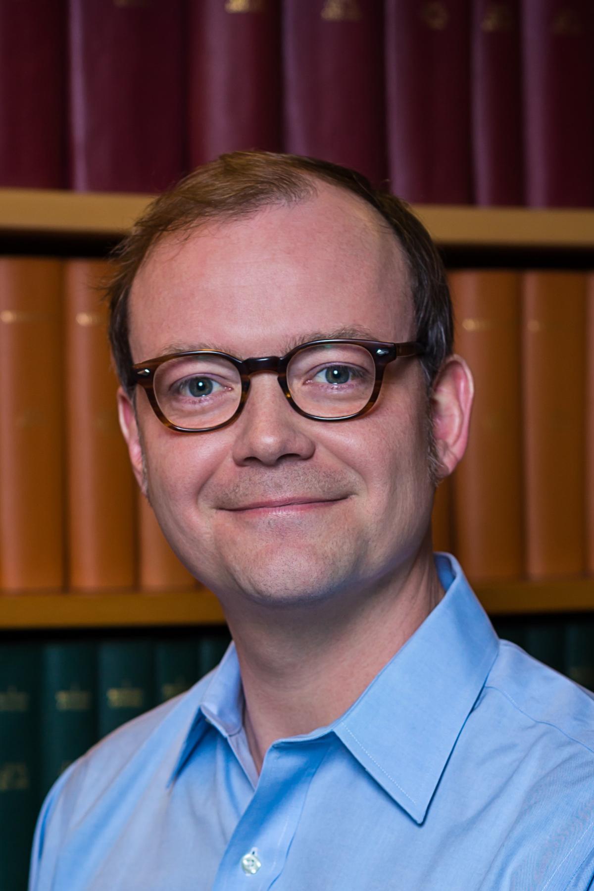 Portrait photo of Professor Peter Magill