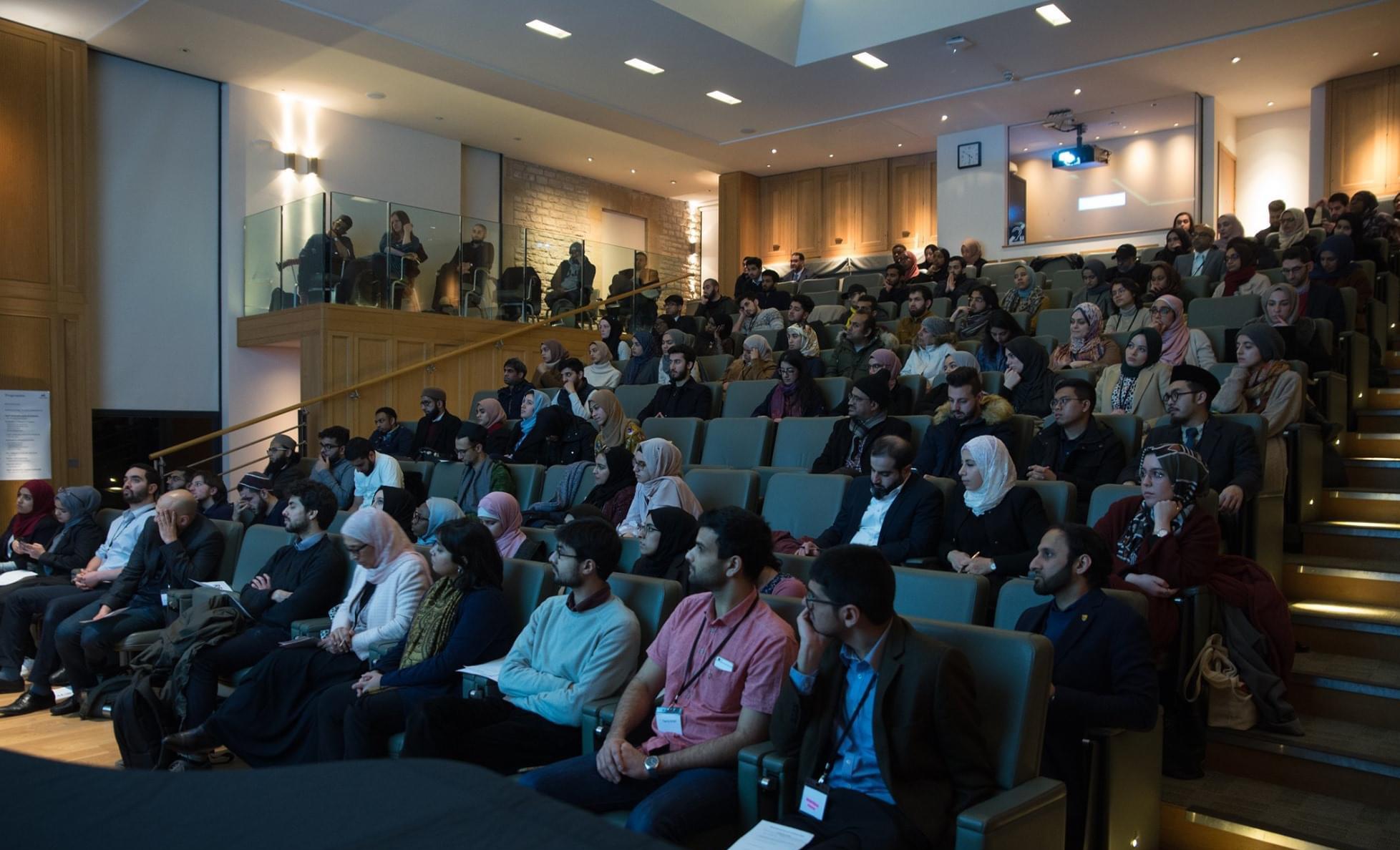 Photo of attendees at 2020 Oxford Muslim Student Research Conference