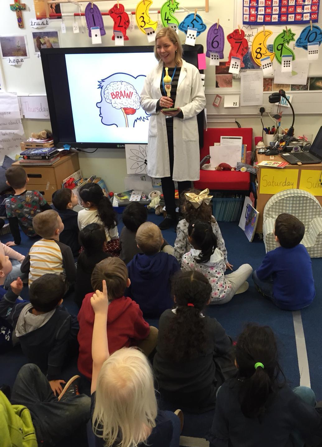 Natalie and Abbey take Unit science out to local primary school